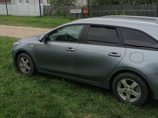 2019 Kia Ceed III, серебристый, 1780000 рублей, вид 2