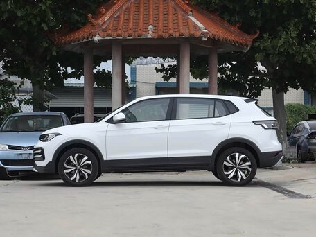 2026 Volkswagen Tharu XR, белый, 1935830 рублей, вид 4