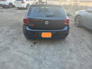 2019 Volkswagen Polo VI (EU Market), чёрный, 850000 рублей, вид 4