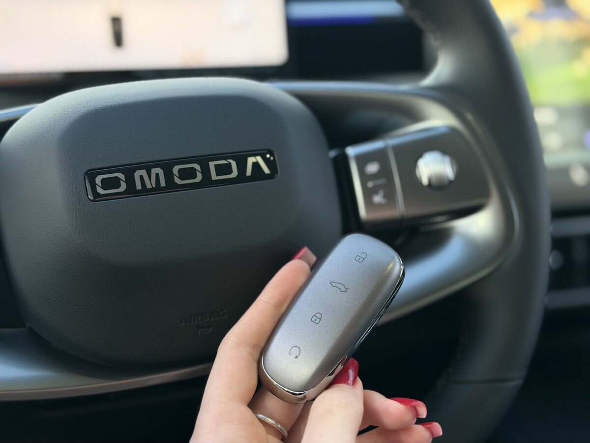 Открыть фотографии: Omoda C5 II