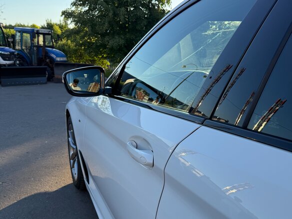 2020 BMW 5 серии 520d xDrive VII (G30/G31/G38), белый, 3100000 рублей - вид 12