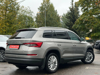2021 Skoda Kodiaq I, коричневый, 3149000 рублей, вид 4