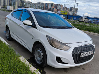 2011 Hyundai Solaris I, белый, 430000 рублей, вид 2
