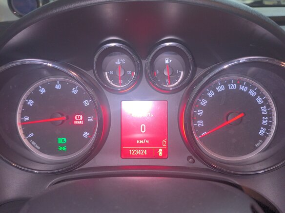 2010 Opel Astra J, белый, 740000 рублей - вид 8