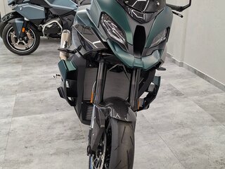 2026 BMW M 1000 XR, зелёный, 3620000 рублей, вид 3