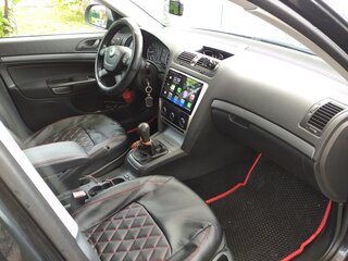 2010 Skoda Octavia II (A5) Рестайлинг, чёрный, 650000 рублей, вид 4