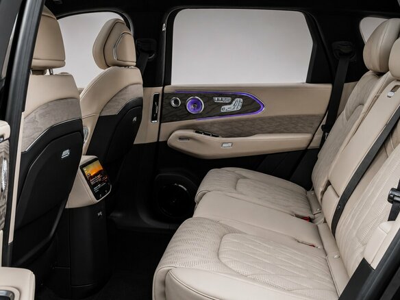 2026 Zeekr 8X 70 kWh, чёрный, 12000000 рублей - вид 3