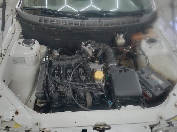1998 Lada (ВАЗ) 2110, белый, 110000 рублей - вид 12