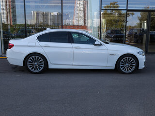 2013 BMW 5 серии 520i VI (F10/F11/F07) Рестайлинг, белый, 2098000 рублей, вид 4