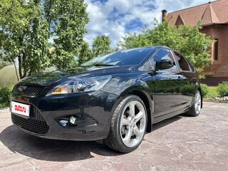 2010 Ford Focus II Рестайлинг, чёрный, 850000 рублей, вид 3