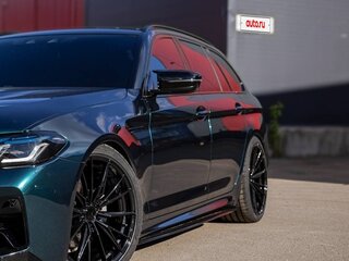 2019 BMW 5 серии 520d xDrive VII (G30/G31/G38), белый, 4300000 рублей, вид 3