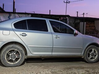 2013 Skoda Octavia II (A5) Рестайлинг, серебристый, 725000 рублей, вид 2