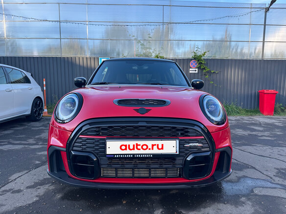 2021 Mini Hatch JCW III (F55/F56) Рестайлинг 2, красный, 3500000 рублей - вид 2