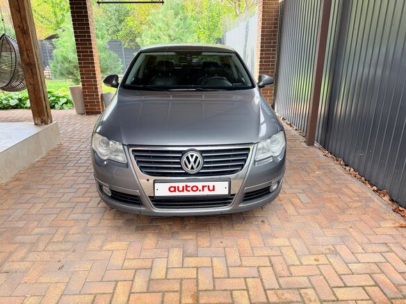 2008 Volkswagen Passat B6, серый, 790000 рублей - вид 2