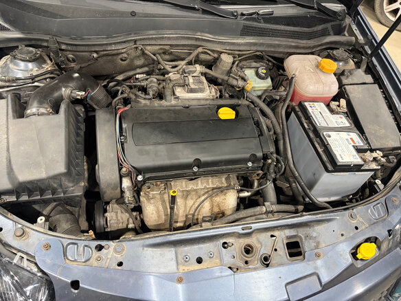 2008 Opel Astra GTC H Рестайлинг, серый, 280000 рублей - вид 15
