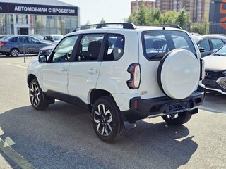 2026 Lada (ВАЗ) Niva Travel I Рестайлинг, белый, 1789000 рублей, вид 4