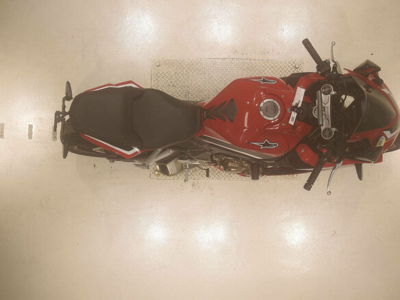 2021 Honda CBR 650R, красный, 880000 рублей - вид 6