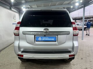 2013 Toyota Land Cruiser Prado 4-speed 150 Series Рестайлинг 1, серебристый, 2899000 рублей, вид 4