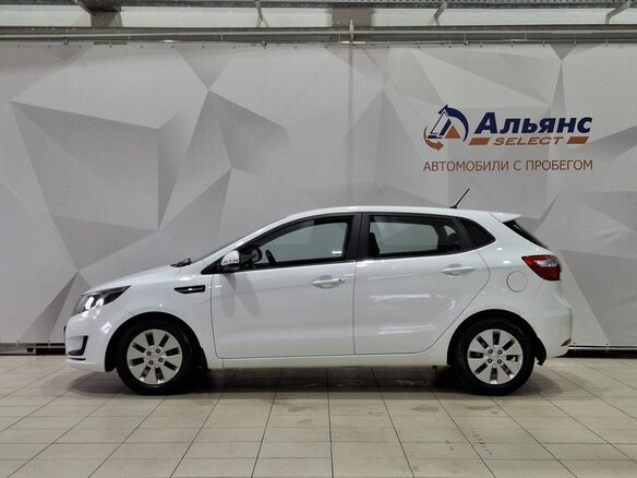 2014 Kia Rio 6-speed III, белый - вид 5