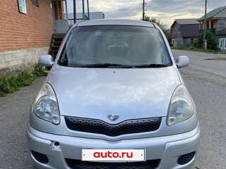 2004 Toyota FunCargo, серебристый, 390000 рублей, вид 1