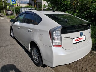 2009 Toyota Prius III (XW30), белый, 1110000 рублей, вид 3