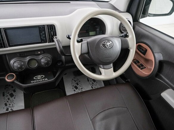 2011 Toyota Passo II (C30), красный, 669000 рублей - вид 8