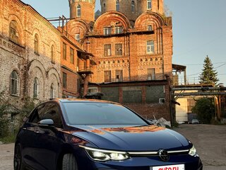 2021 Volkswagen Golf VIII, синий, 2770000 рублей, вид 2