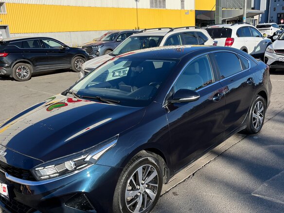 2021 Kia Cerato IV Рестайлинг, синий, 2100000 рублей - вид 1