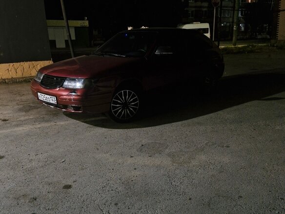 2008 Lada (ВАЗ) 2112, красный, 320000 рублей - вид 4