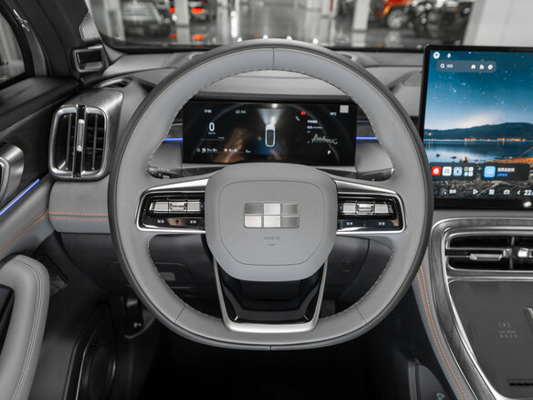 2026 Geely Galaxy M7, серый, 3430000 рублей - вид 13