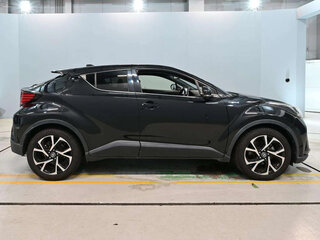 2020 Toyota C-HR I Рестайлинг, чёрный, 1760000 рублей, вид 4