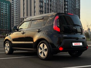 2016 Kia Soul II Рестайлинг, чёрный, 1200000 рублей, вид 1