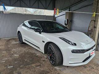 2023 Zeekr 001 100 kWh I, белый, 6000000 рублей, вид 2