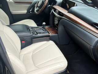 2020 Lexus LX 450d III Рестайлинг 2, чёрный, 9100000 рублей, вид 4