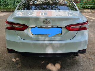 2018 Toyota Camry VIII (XV70), белый, 2150000 рублей, вид 3