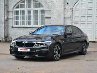2019 BMW 5 серии 520d VII (G30/G31/G38), серый, 3680000 рублей, вид 3