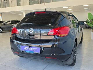 2010 Opel Astra J, чёрный, 830000 рублей, вид 4