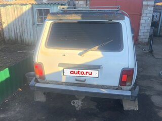 2003 Lada (ВАЗ) 2121 (4x4) I Рестайлинг, белый, 350000 рублей, вид 4