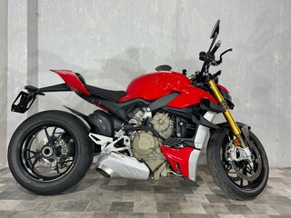 2020 Ducati Streetfighter V4, красный, 1810000 рублей, вид 1