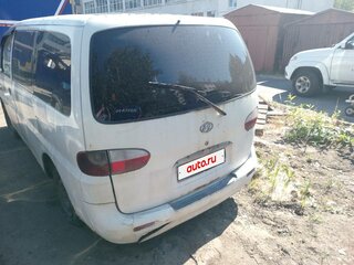 2000 Hyundai H-1 I, белый, 170000 рублей, вид 4