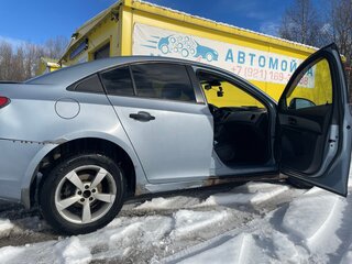 2011 Chevrolet Cruze I, серебристый, 400000 рублей, вид 4