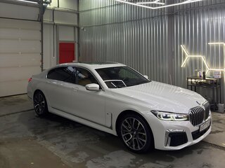 2022 BMW 7 серии Long 730Ld xDrive VI (G11/G12) Рестайлинг, белый, 8500000 рублей, вид 4