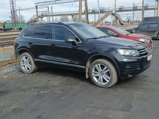 2012 Volkswagen Touareg II, чёрный, 1550000 рублей, вид 3