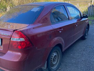 2008 Chevrolet Aveo I Рестайлинг, красный, 315000 рублей, вид 5