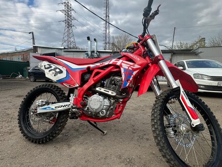 2024 XGZ SHR, красный, 110000 рублей, вид 3