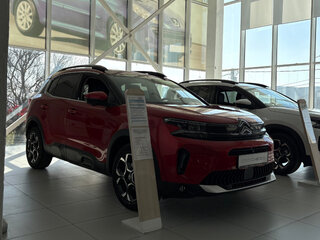 2024 Citroen C5 Aircross I Рестайлинг, красный, 4031140 рублей, вид 3