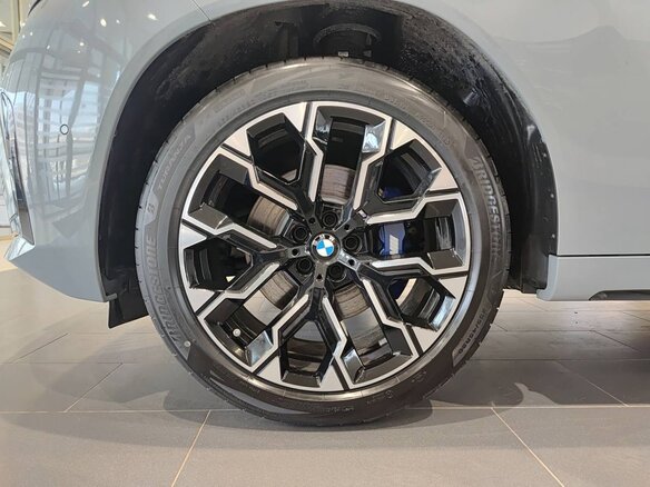 2025 BMW X3 Long 30L xDrive IV (G45/G48), серый, 7550000 рублей - вид 8