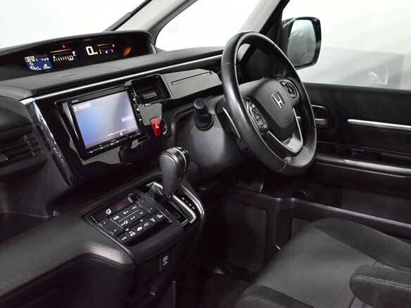 2018 Honda Stepwgn Spada V Рестайлинг, синий, 2400000 рублей - вид 19