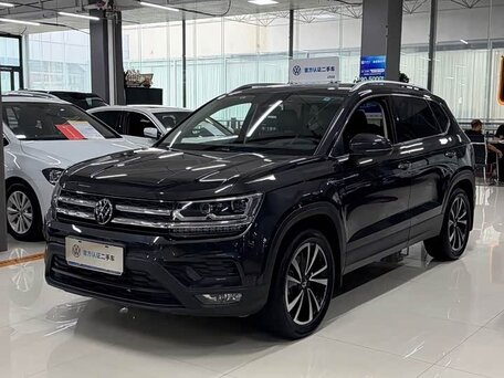Volkswagen Tharu I