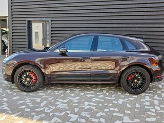 2020 Porsche Macan GTS I Рестайлинг, коричневый, 6590000 рублей, вид 2